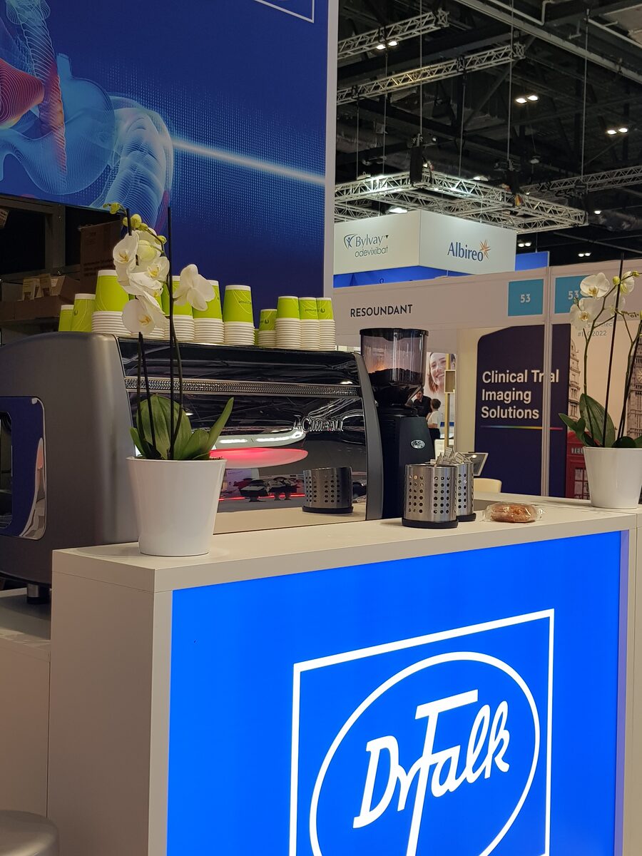 Messestand mit Espressomaschine